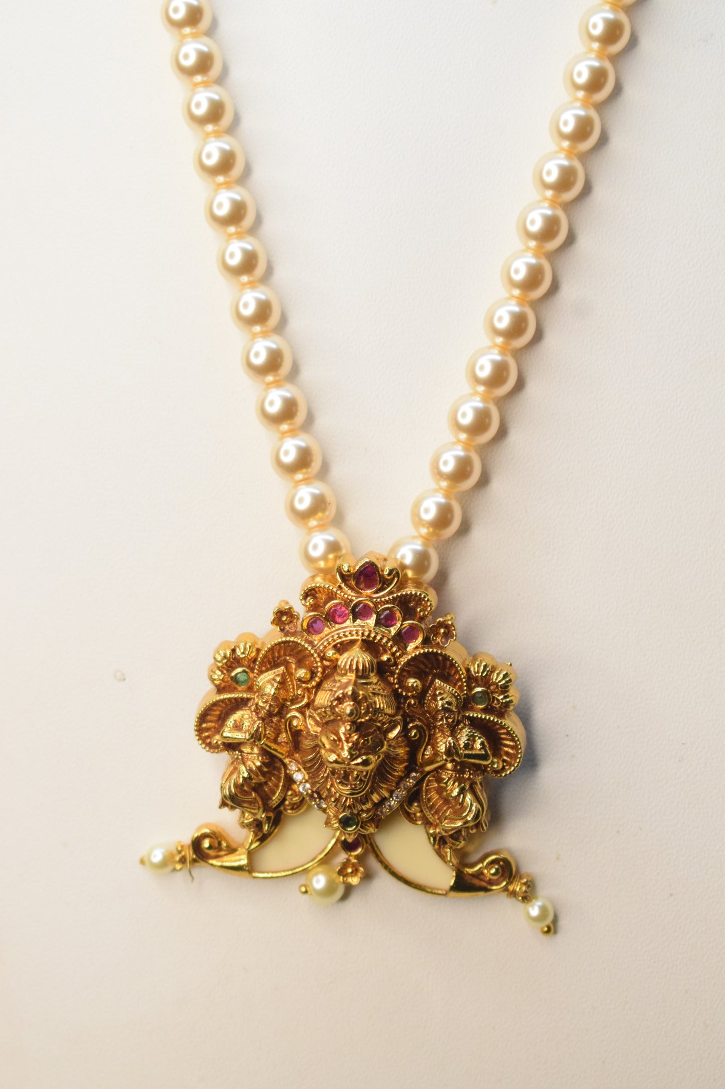 Pearl chain