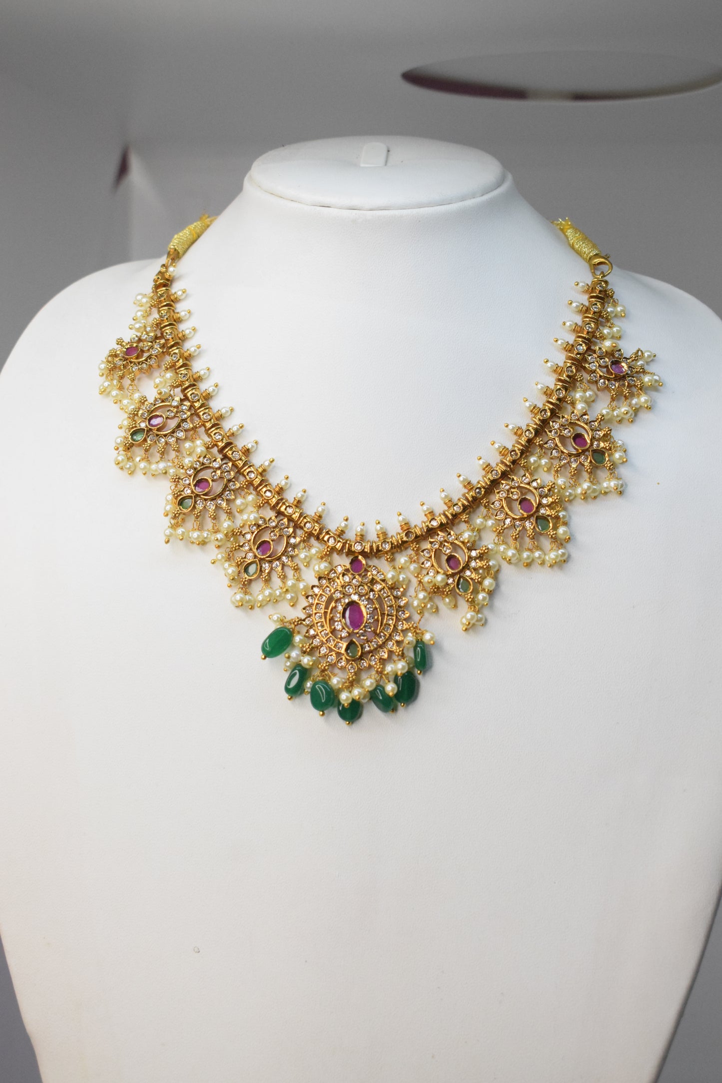 Short Gutta poosalu necklace set