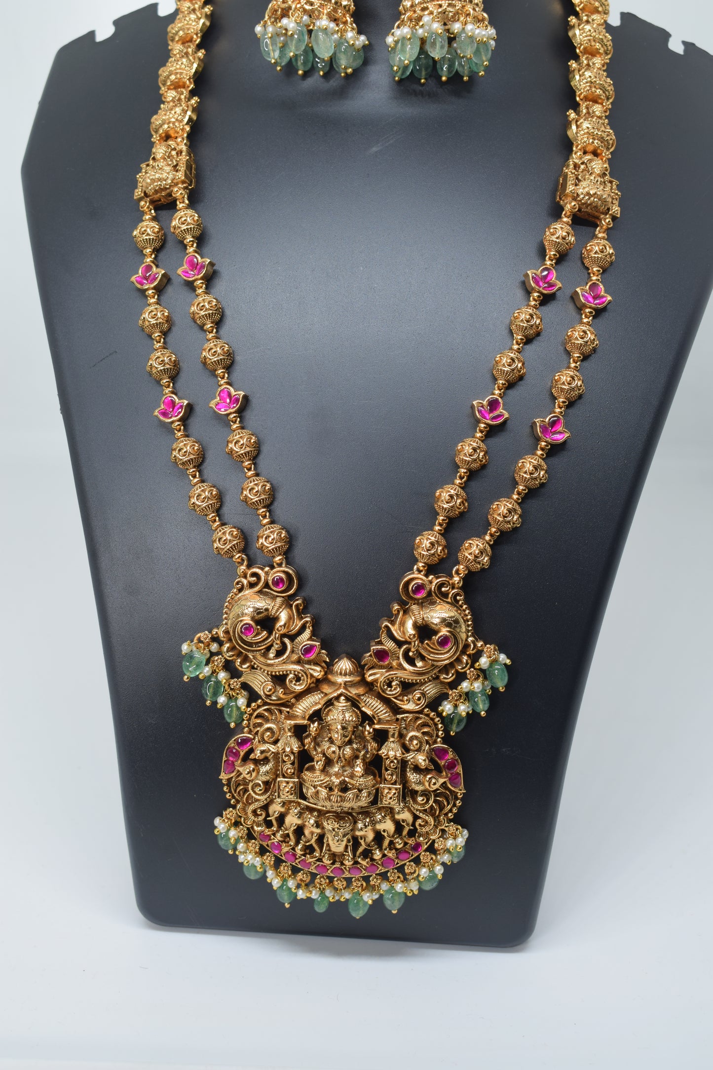 Long chain with locket-4