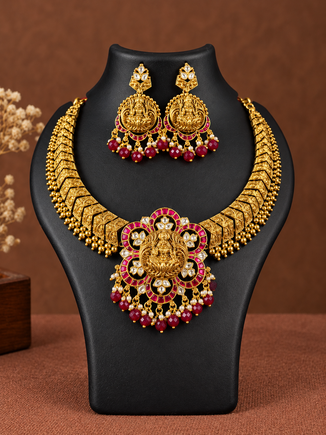 Lakshmi Kundan Flower Pendant Necklace Set – Ruby Bead Drops