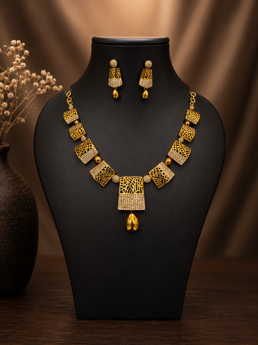 Gold Filigree Square Necklace Set