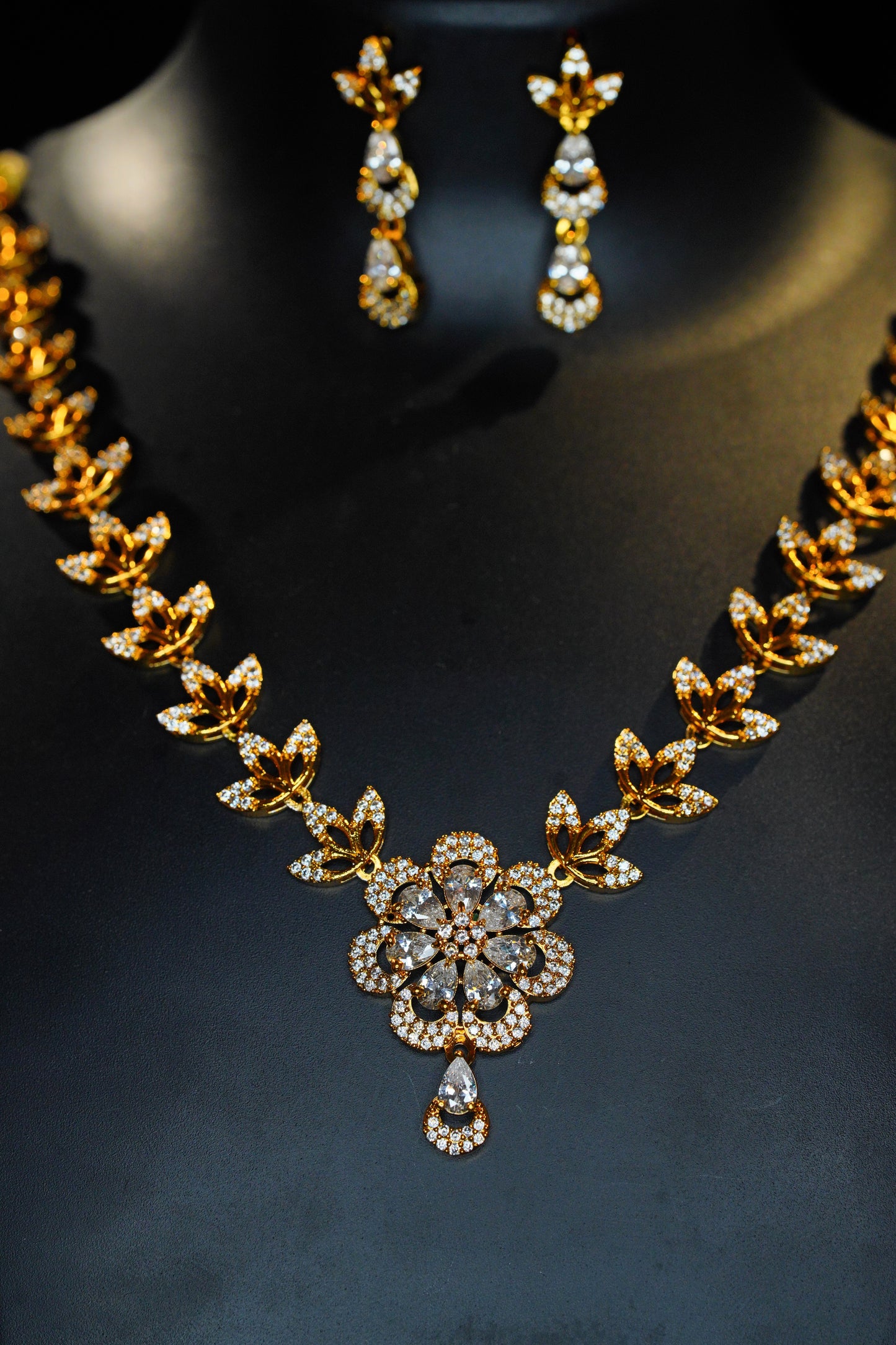 White flower necklace