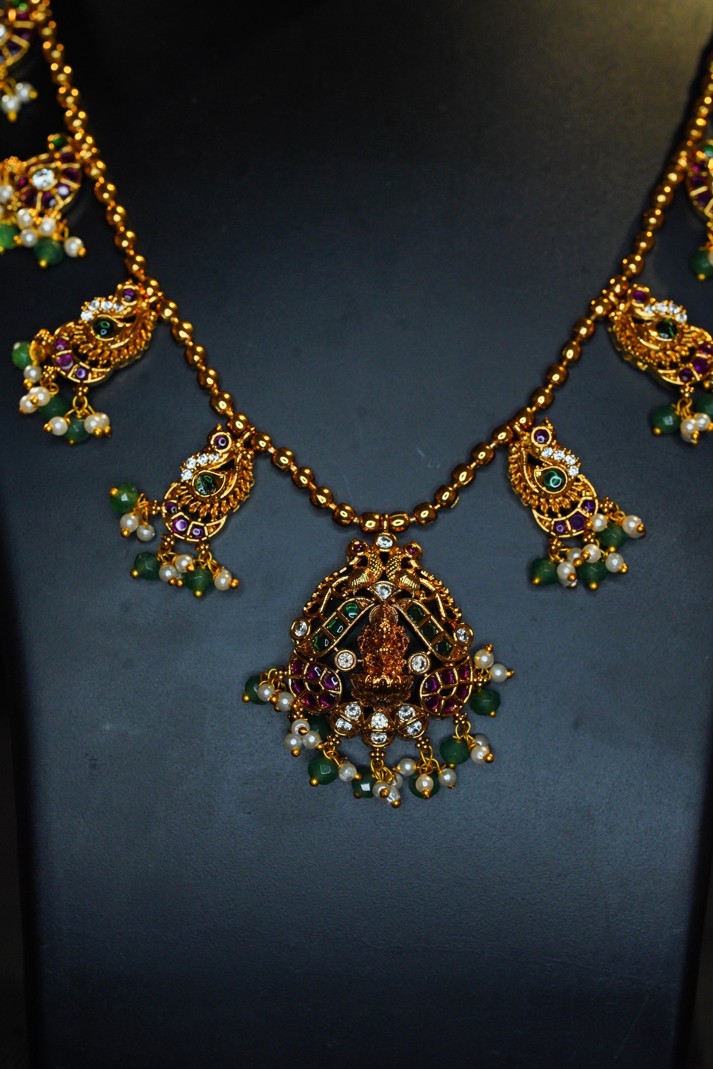 Multi locket chain-3