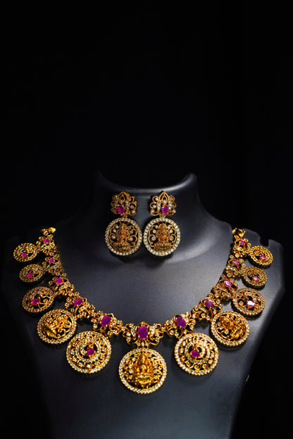 Ruby Short Bottu Necklace