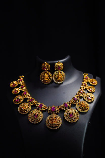 Ruby Short Bottu Necklace