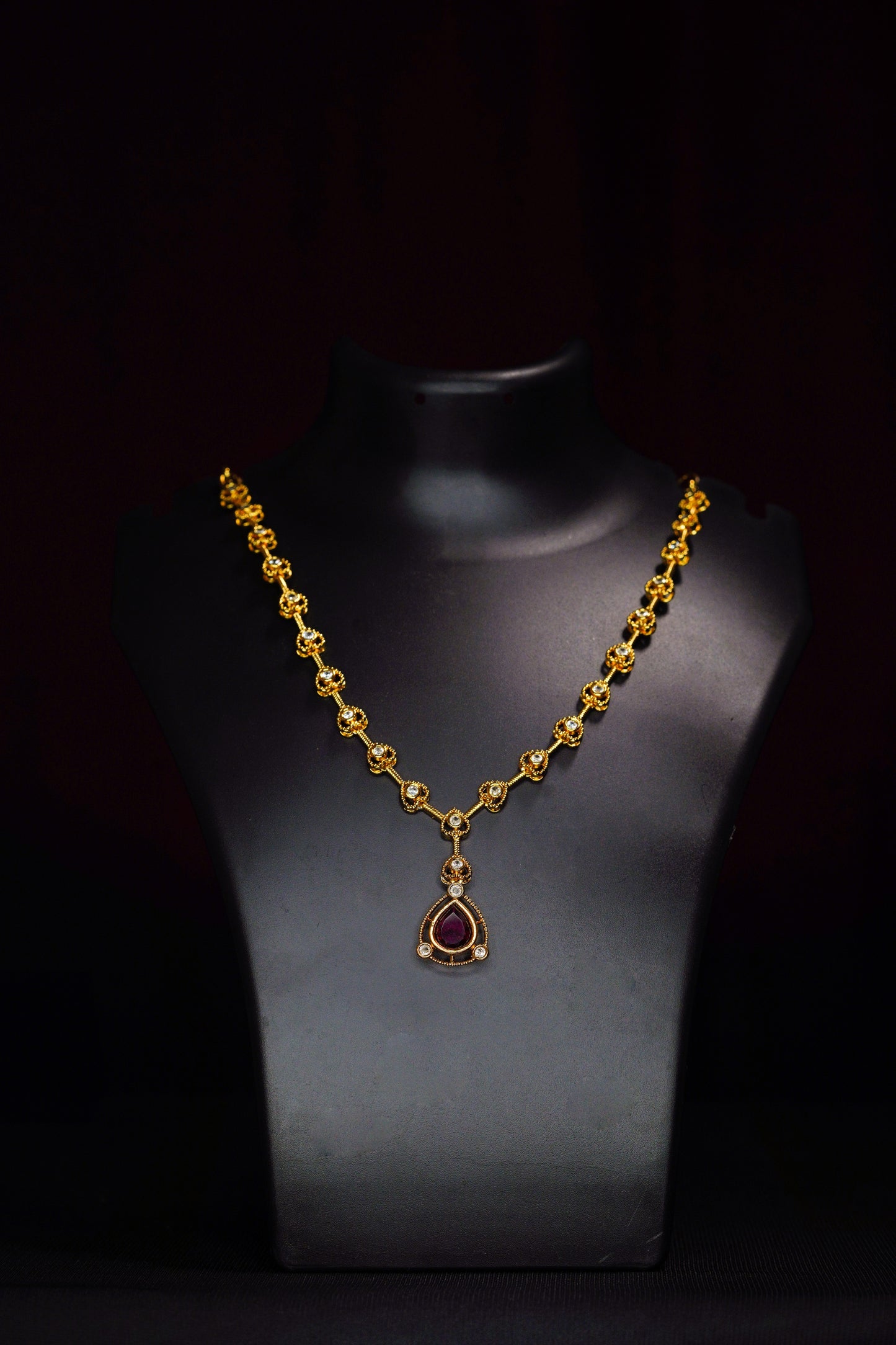 Stone party wear necklace
