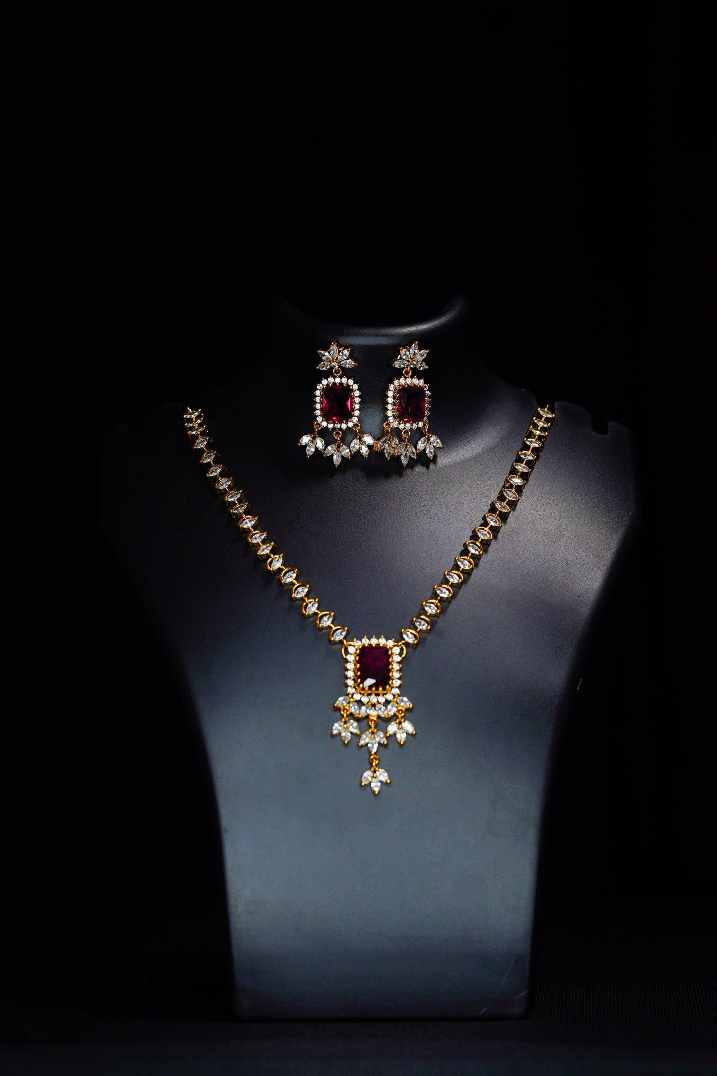 White Ruby stones necklace