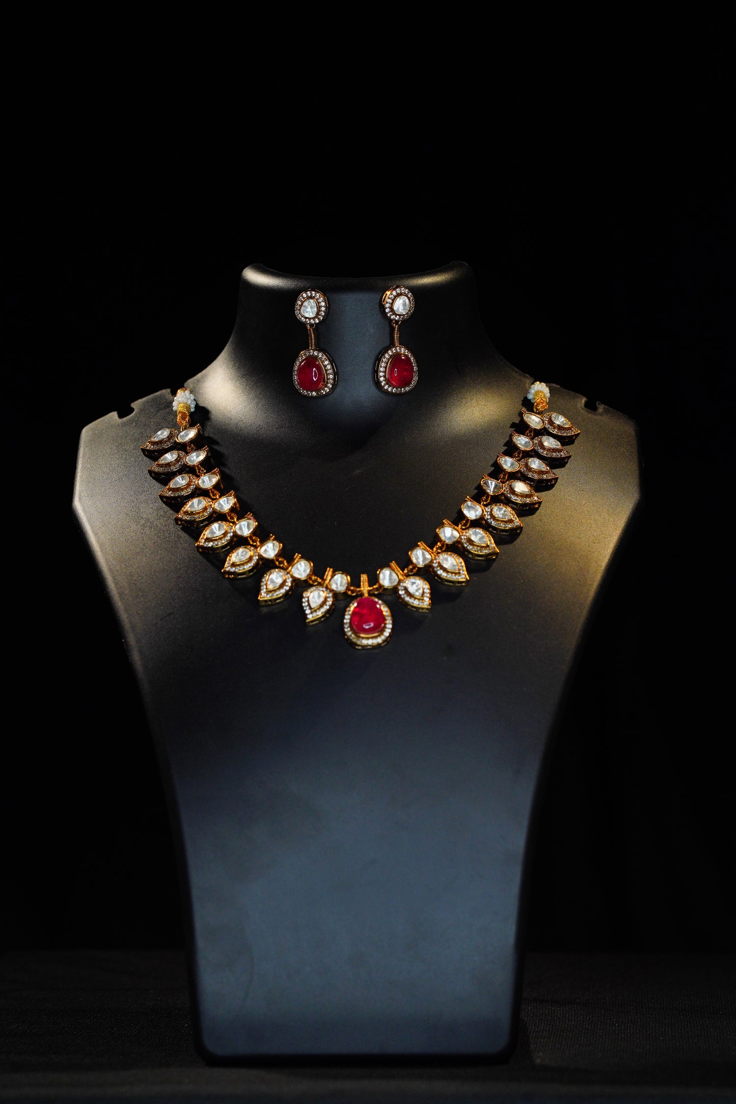 Kundan necklace
