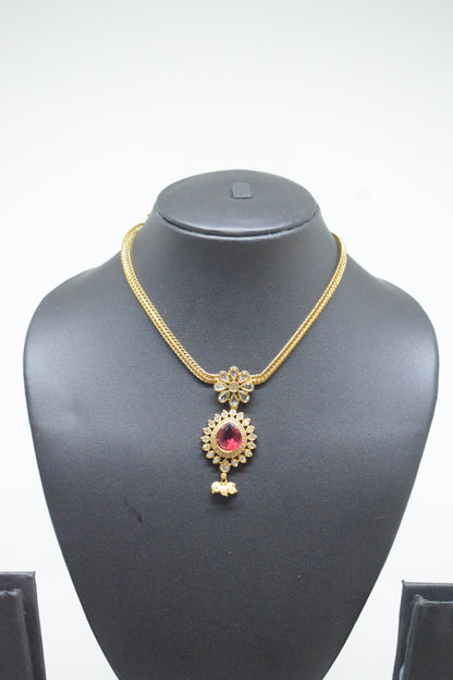 Chain with locket
