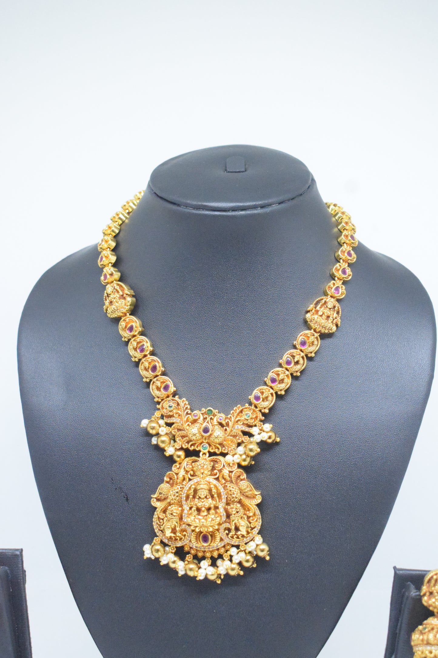 3D Temple Long Necklace - Medium