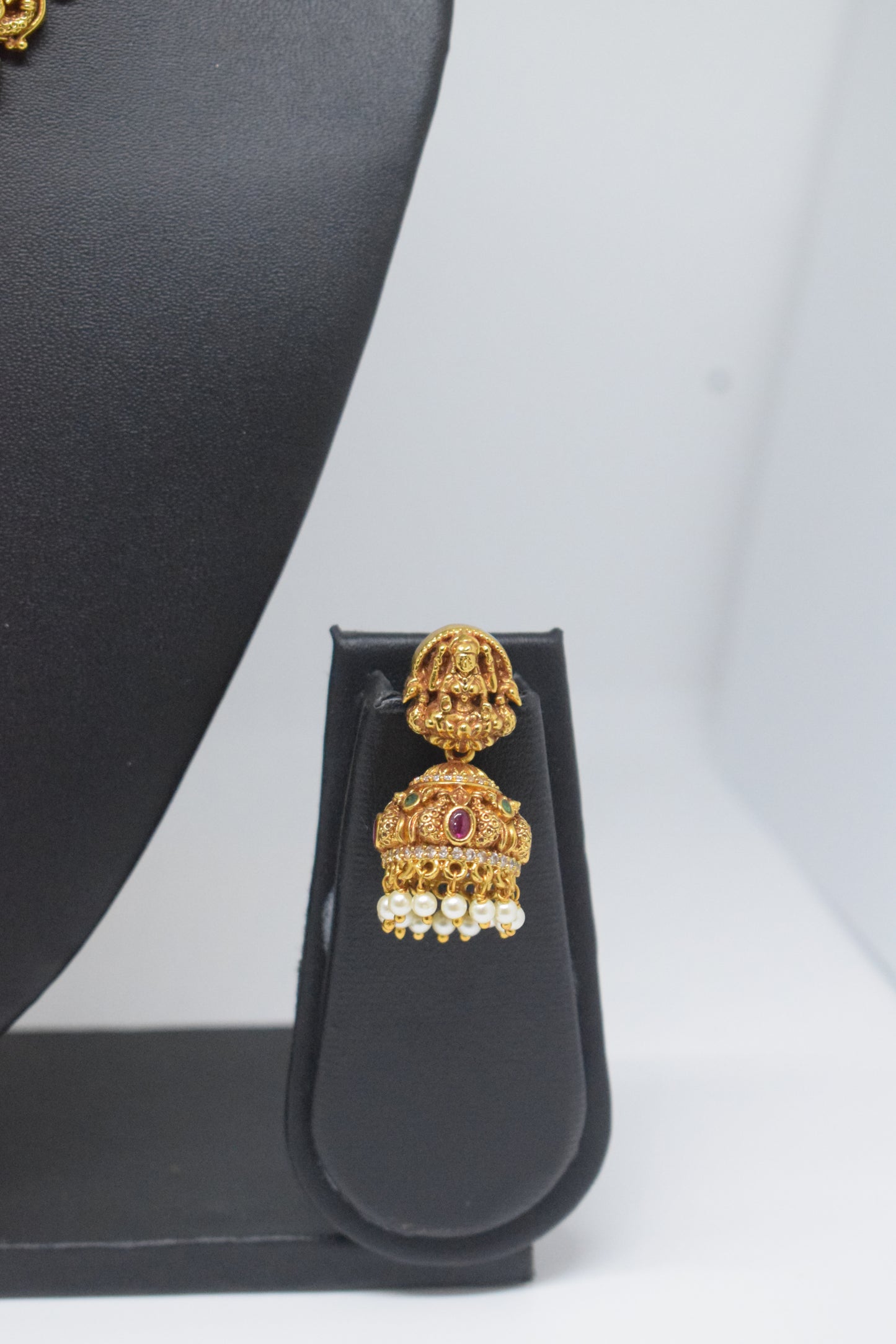 3D Temple Long Necklace - Medium