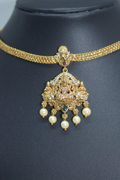 Chain with lakshmi locket