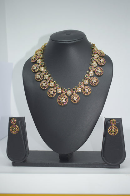 Short Bottu Mala