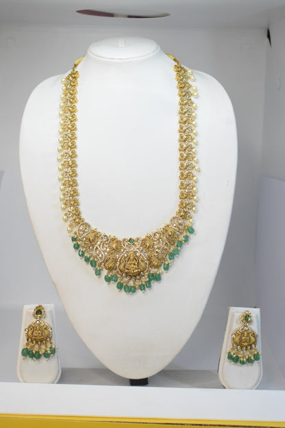 Long Chain with 3D Design with earrings