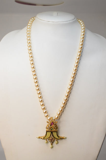 Pearl chain