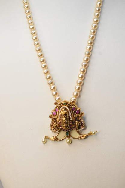 Pearl chain