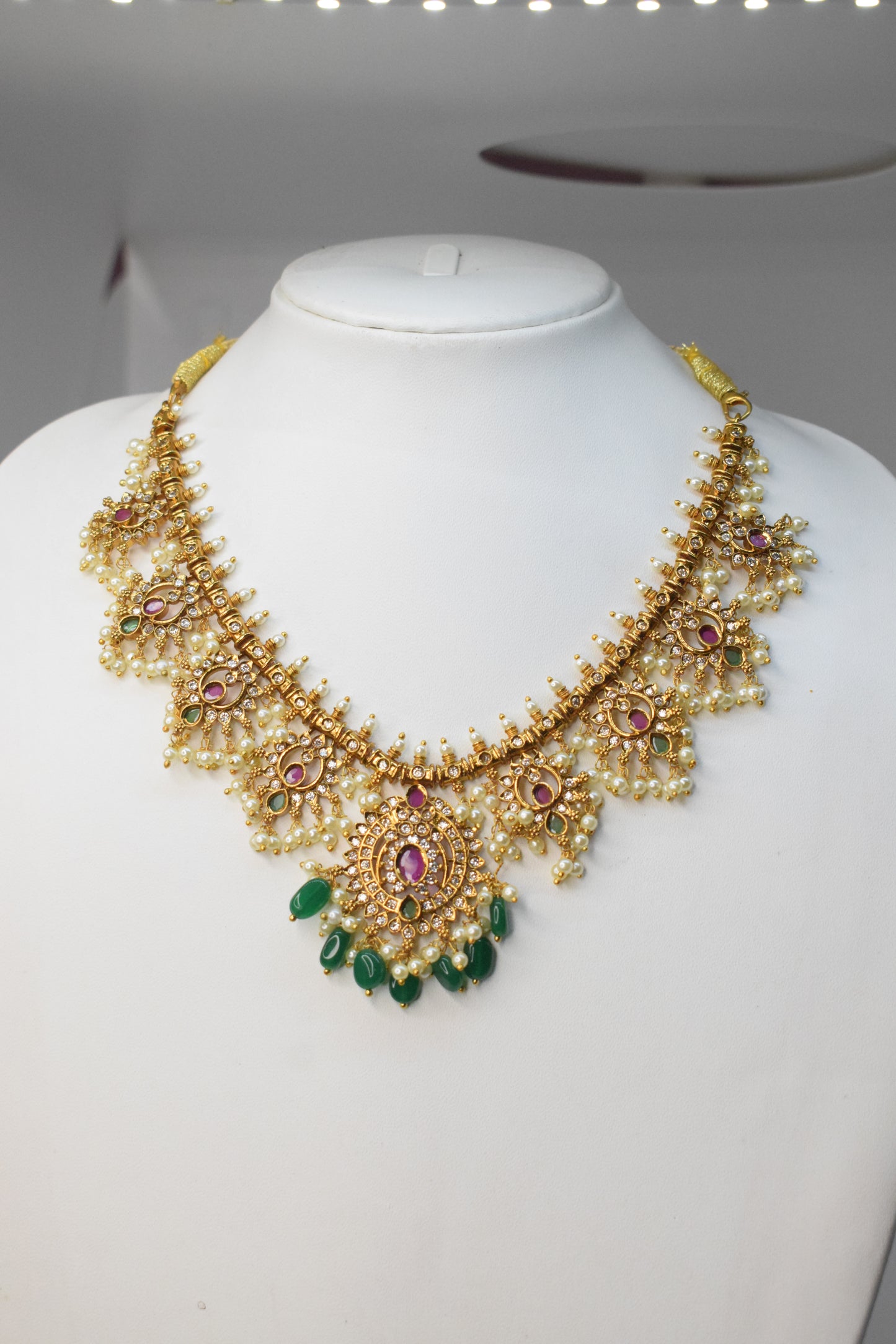 Short Gutta poosalu necklace set