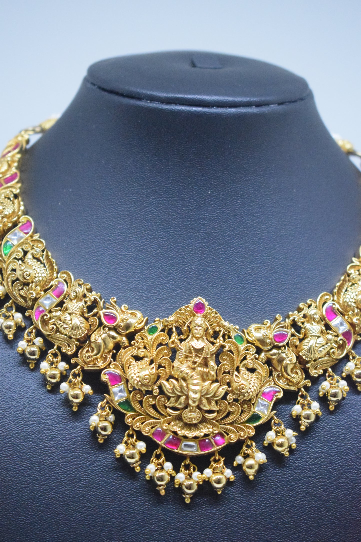 3D Temple Necklace Set