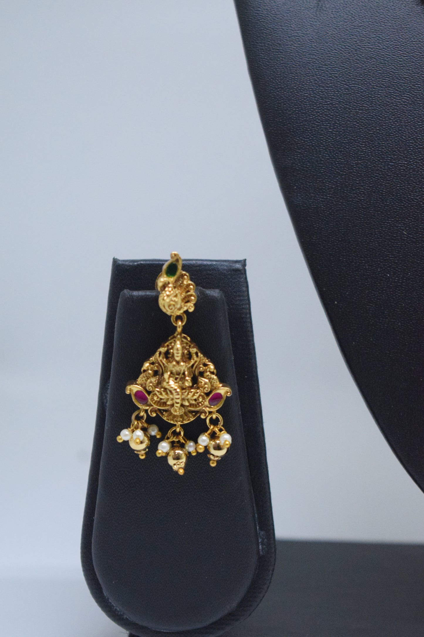 3D Temple Necklace Set