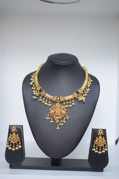 Temple Necklace Set