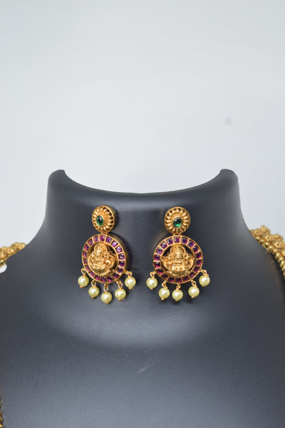 Long chain with locket-2