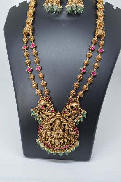 Long chain with locket-4