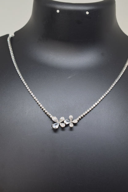 White Flower Necklace