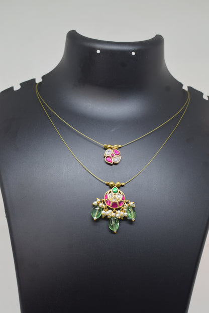 Two layered Invisible chian1