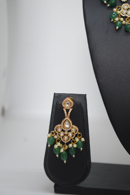 Hasli Necklace Set