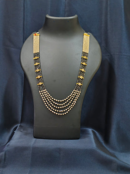 5 Layered Pearl Chain-Black