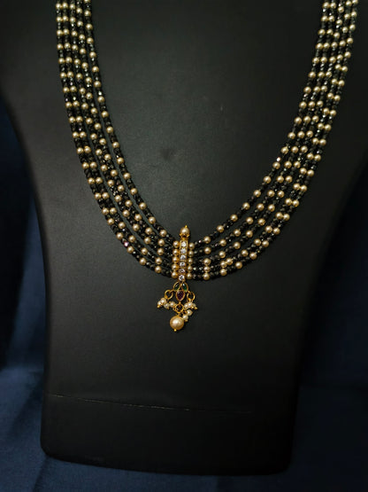 Black Bead Pendant Necklace