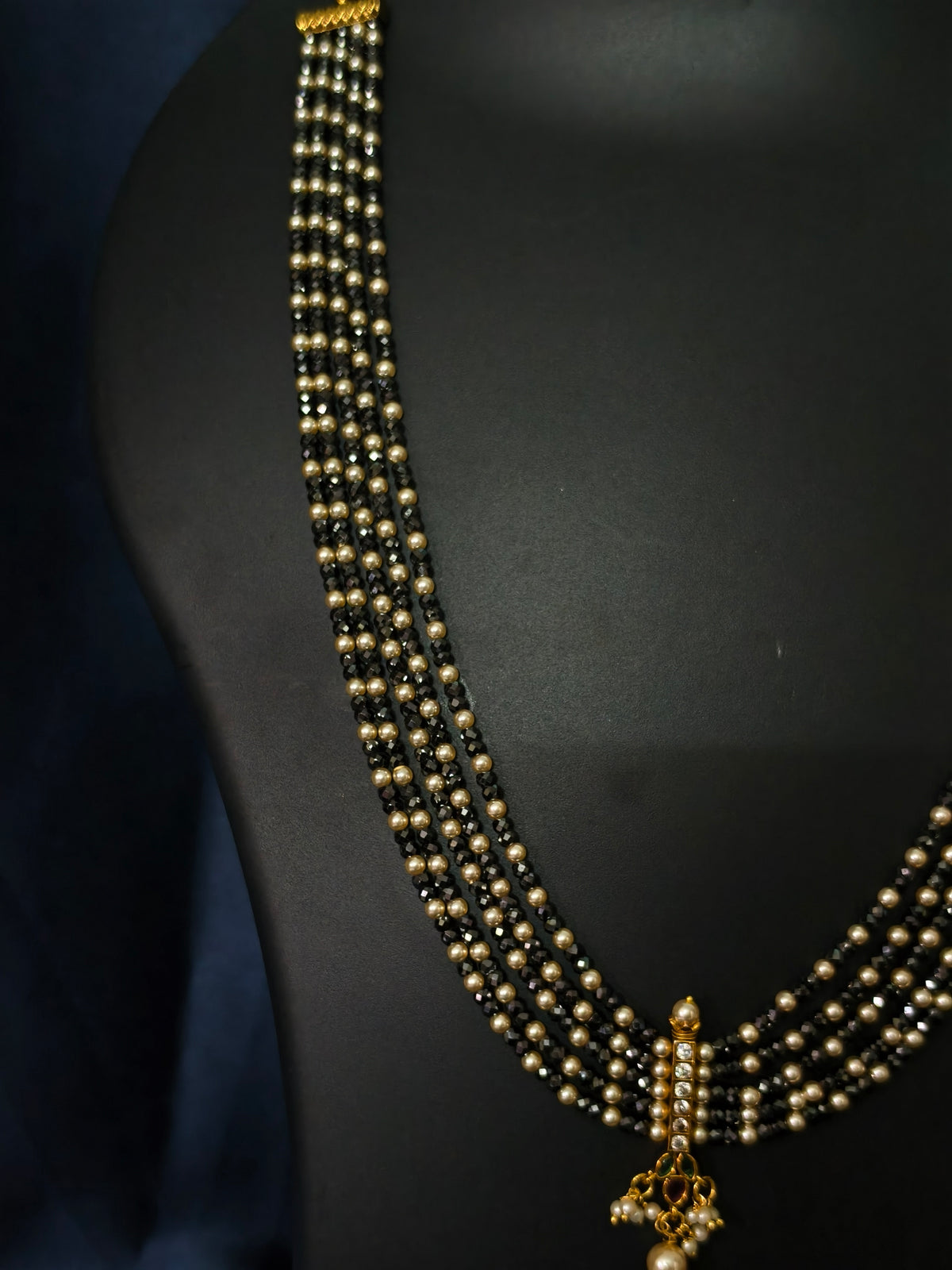 Black Bead Pendant Necklace