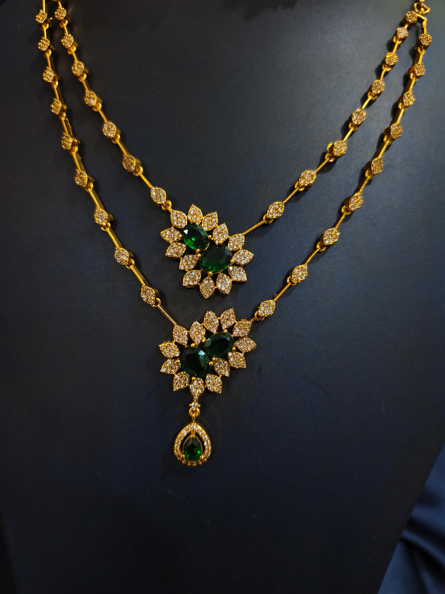 Green Starburst Double Layer Necklace Set