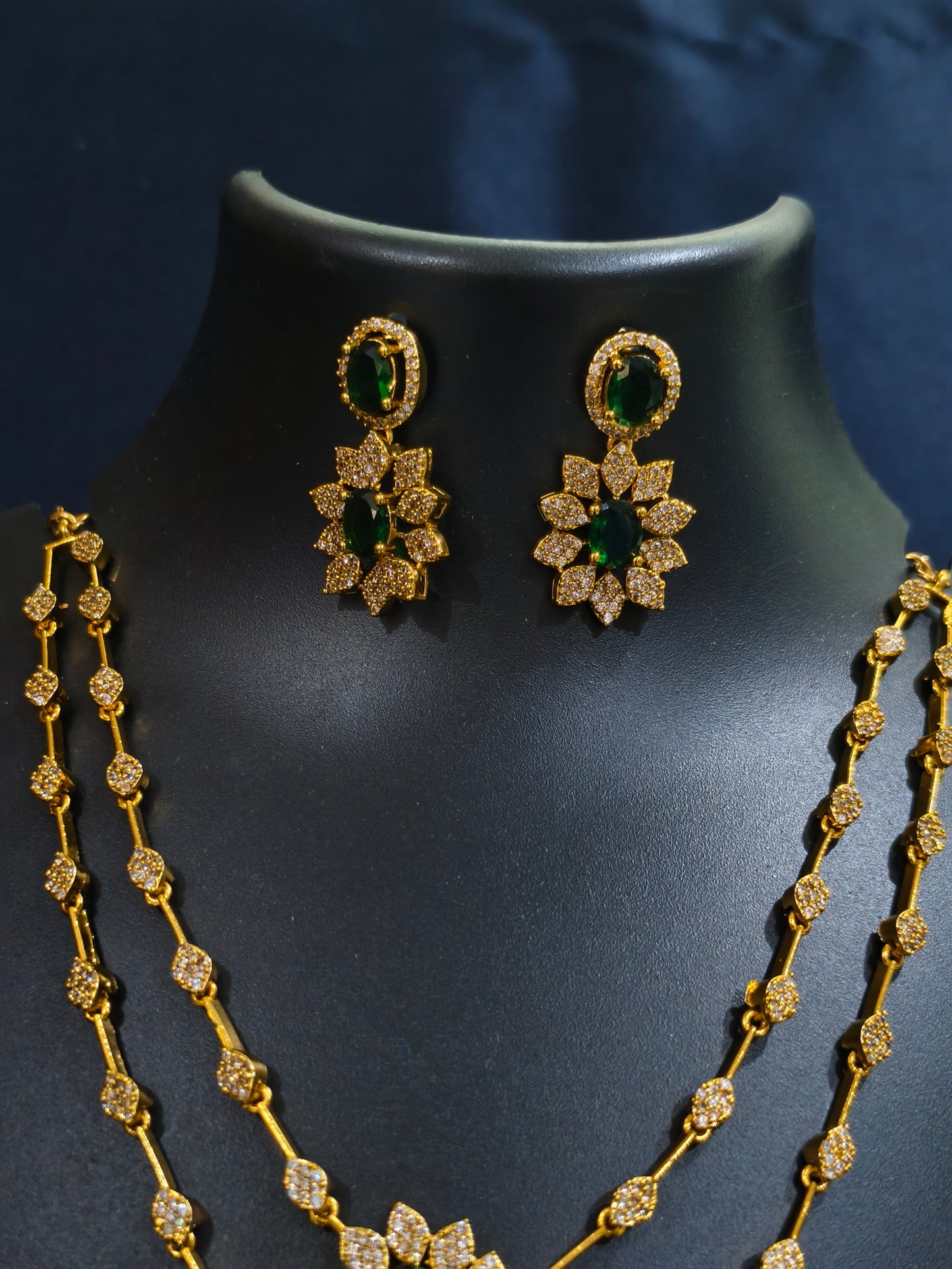 Green Starburst Double Layer Necklace Set