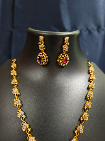 Ruby Floral Pendant Necklace Set