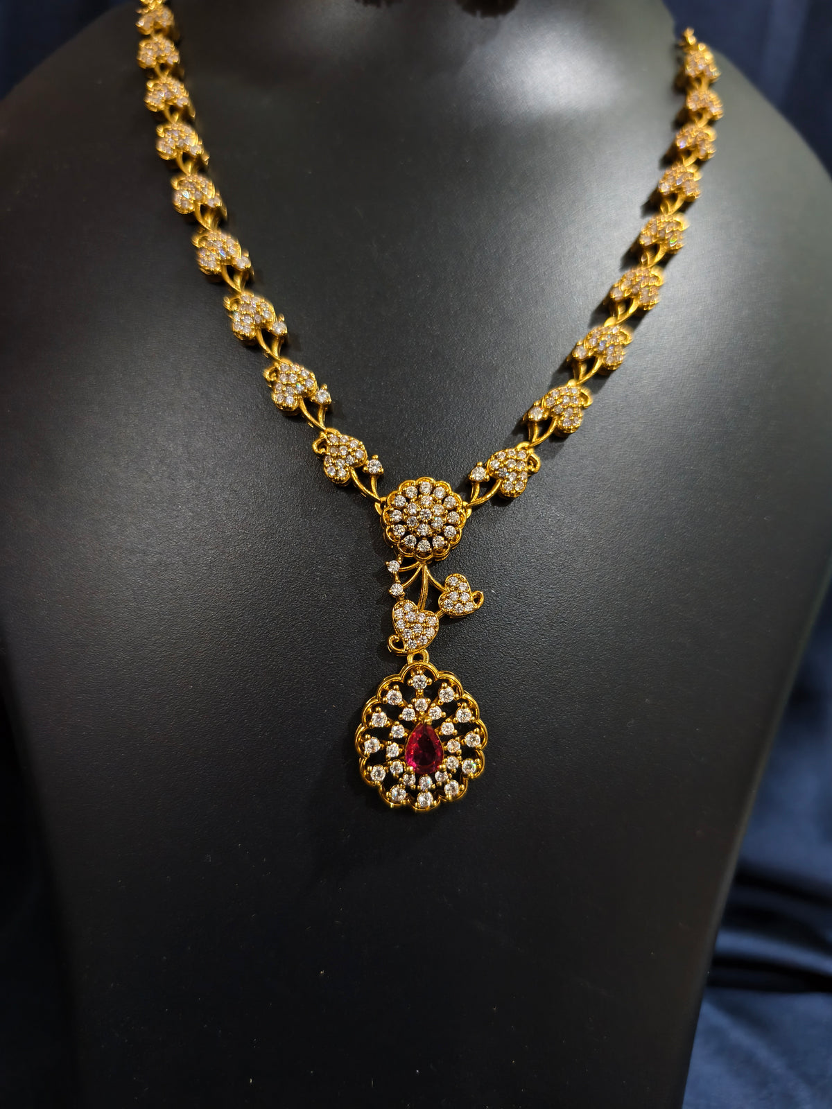 Ruby Floral Pendant Necklace Set