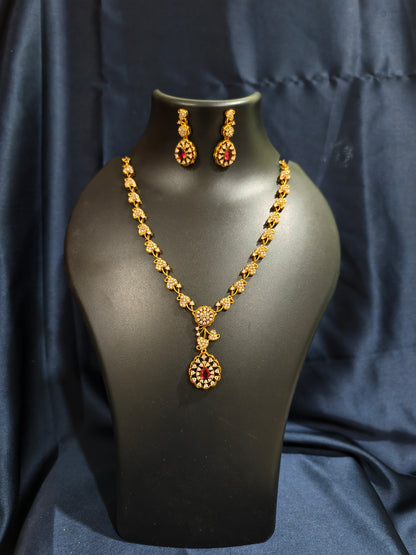 Ruby Floral Pendant Necklace Set