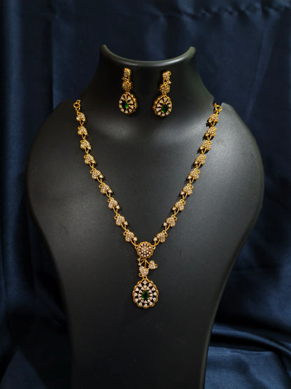 Green Floral Pendant Necklace Set