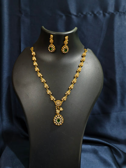 Green Floral Pendant Necklace Set