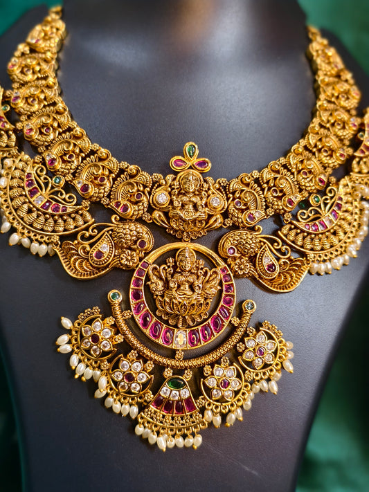 Nakshi Statement Choker Set