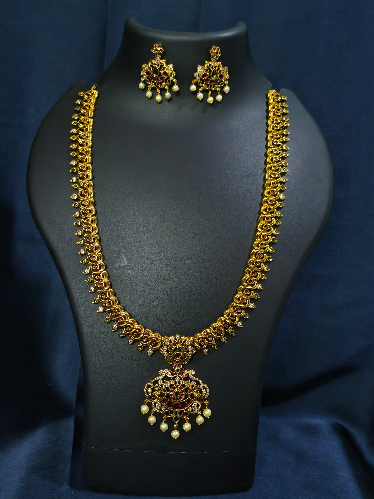 Woven Paisley Haram Necklace Set with Floral Pendant