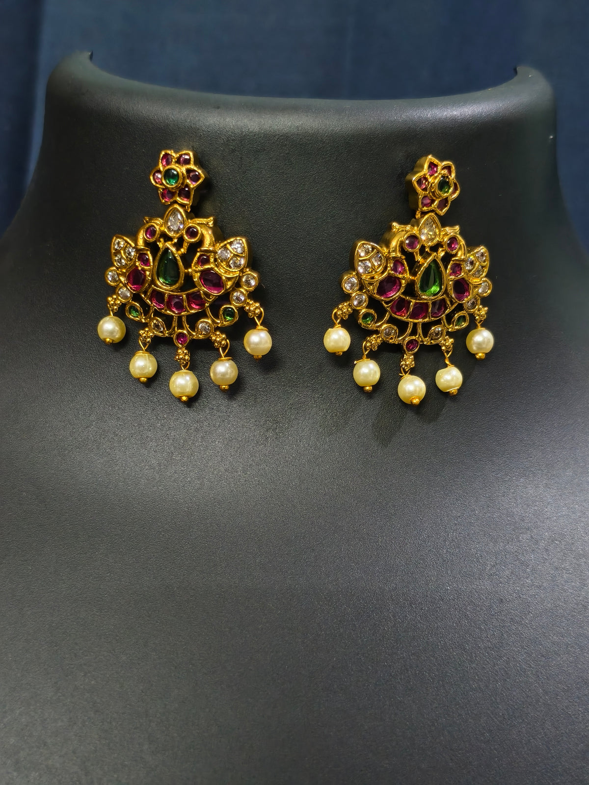 Woven Paisley Haram Necklace Set with Floral Pendant
